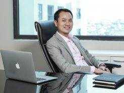 GHẾ LÀM VIỆC CHO GIÁM ĐỐC CÓ GÌ KHÁC BIỆT?