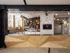 Thiết kế văn phòng phong cách công nghiệp của DH Liberty