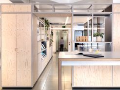 Lạ mắt với thiết kế kết cấu nhiều khung bậc gỗ của văn phòng ở London