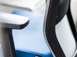 Nội thất văn phòng cao cấp làm sao để phân biệt được thật giả?