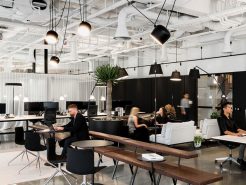 Thiết kế nội thất văn phòng theo phong cách đa năng cần lưu ý gì?