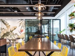 Tác phẩm nghệ thuật trong văn phòng – Lợi ích và cách ứng dụng